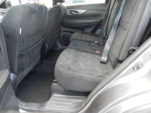 Used 2015 Nissan Rogue SV image 29