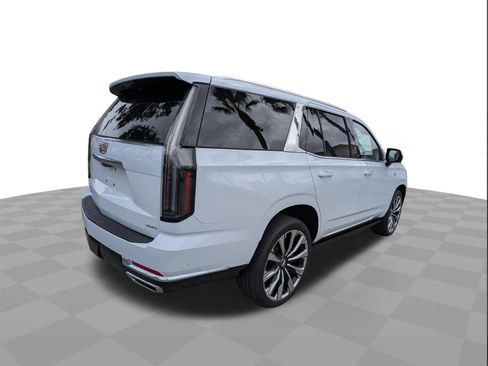New 2026 Cadillac Escalade Luxury w/ Touring Package AWD/4WD image 4
