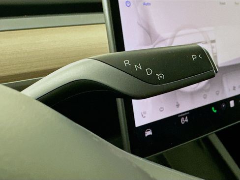 Used 2023 Tesla Model Y Long Range image 23