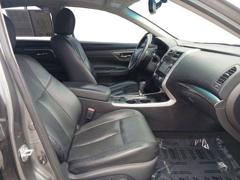 Used 2015 Nissan Altima 2.5 SL w/ Technology Package FWD image 22