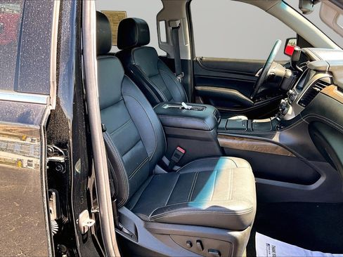 Used 2018 GMC Yukon XL Denali w/ Denali Ultimate Package AWD/4WD image 7
