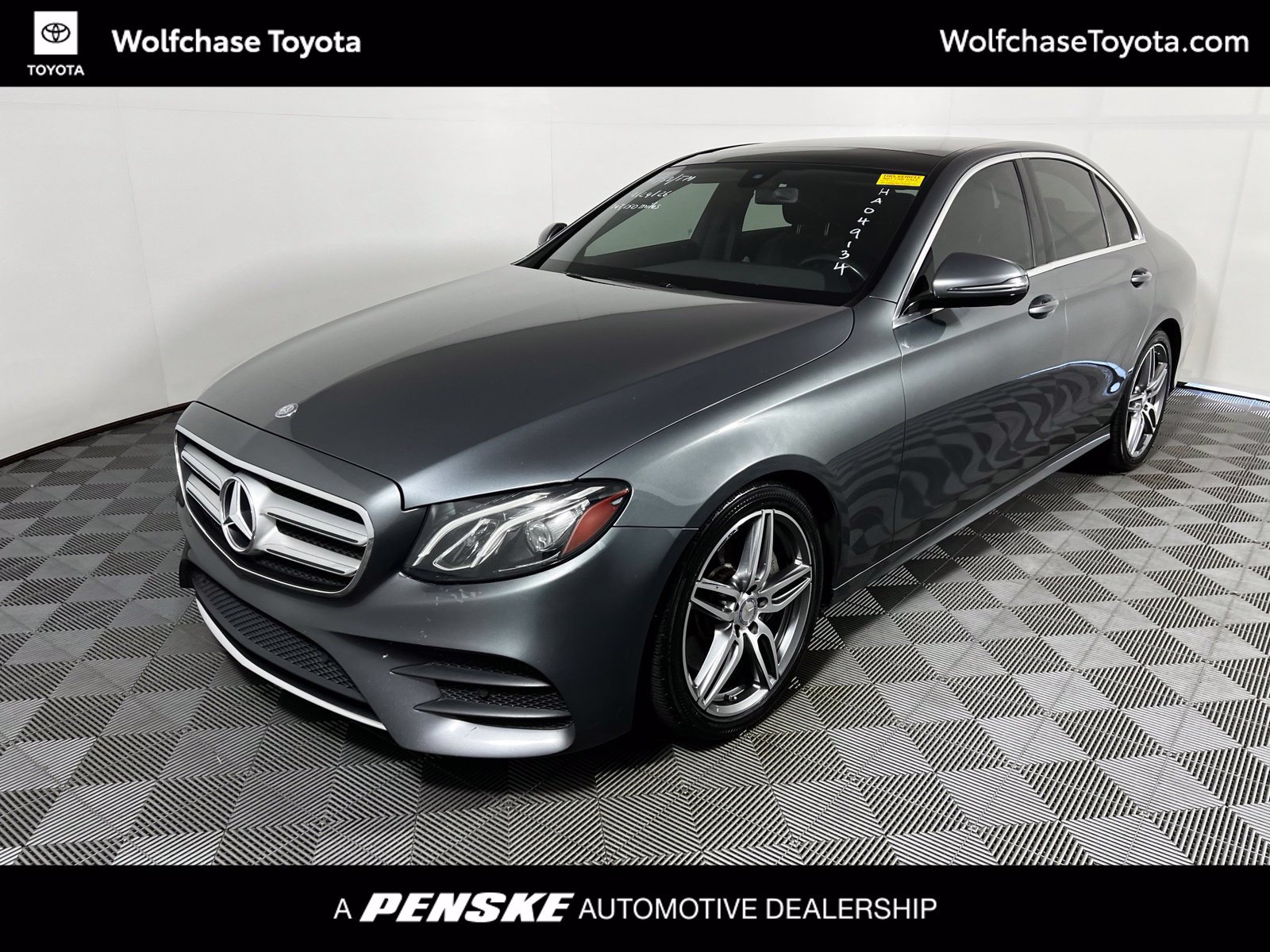 Used 2017 Mercedes-Benz E 300 image 1