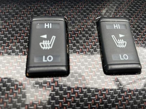 Used 2019 Nissan Pathfinder SL image 19