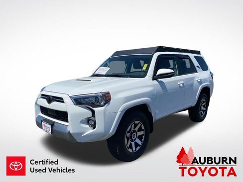 Certified 2024 Toyota 4Runner TRD Off-Road Premium w/ Moonroof Package AWD/4WD image 4