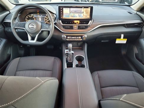 New 2025 Nissan Altima 2.5 SV w/ SV Special Edition Package image 6