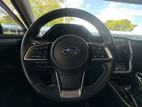 Used 2024 Subaru Outback Premium AWD/4WD image 15