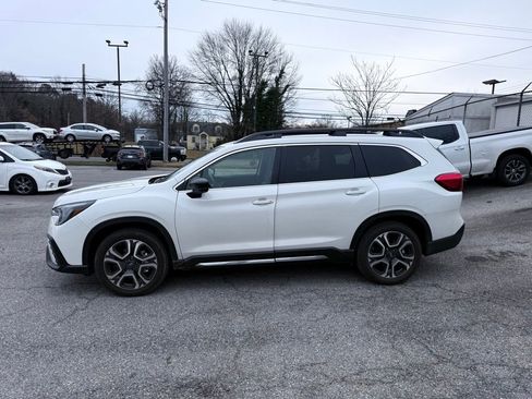 Certified 2025 Subaru Ascent Limited image 4