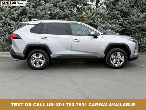 Used 2025 Toyota RAV4 XLE AWD/4WD image 10
