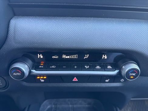 Used 2024 MAZDA CX-50 AWD 2.5 S w/ Weather Package image 16