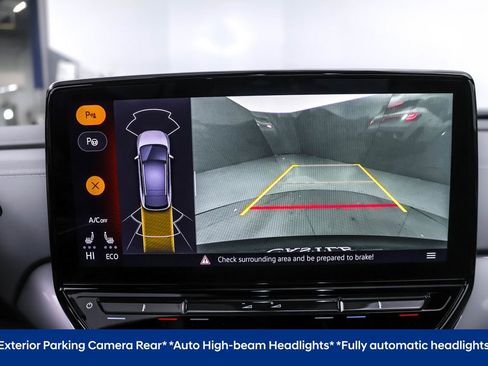 Used 2024 Volkswagen ID.4 S image 9