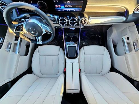 New 2026 Mercedes-Benz GLB 250 4MATIC image 27