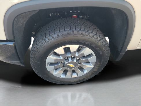 New 2026 Chevrolet Silverado 2500 Custom w/ Custom Value Package AWD/4WD image 25