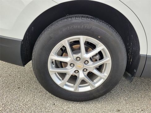 Used 2024 Chevrolet Equinox LT image 22