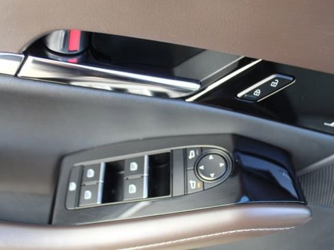 Certified 2025 MAZDA CX-30 2.5 Turbo w/ Premium Package image 14