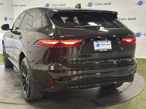 Used 2025 Jaguar F-PACE R-Dynamic S image 5