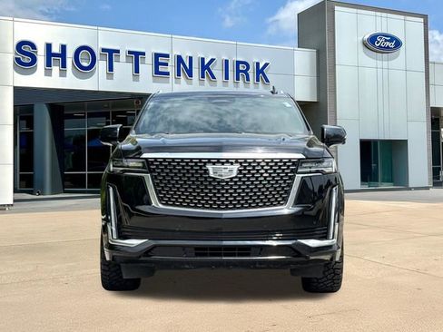 Used 2021 Cadillac Escalade Premium Luxury w/ LPO, Radiant Package RWD image 2