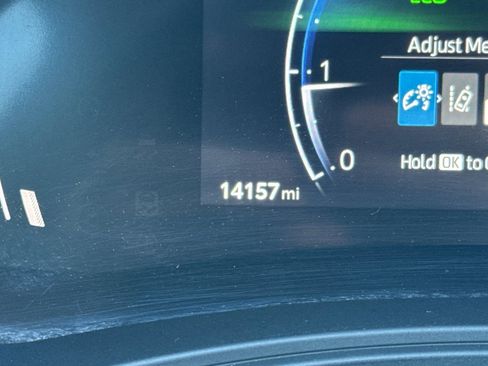 Certified 2025 Toyota Grand Highlander AWD image 31