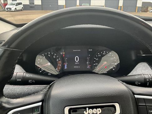 Used 2022 Jeep Compass Latitude image 19