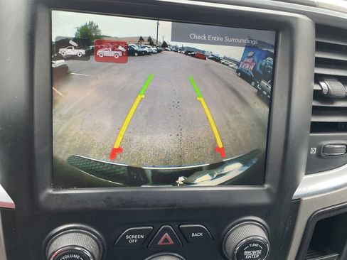 Used 2017 RAM 2500 SLT w/ Snow Chief Group AWD/4WD image 19