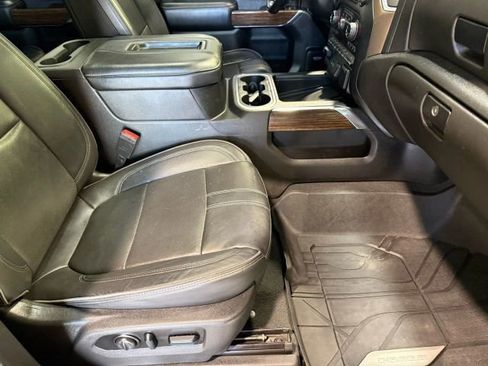 Used 2022 Chevrolet Silverado 2500 High Country w/ Safety Package II image 79