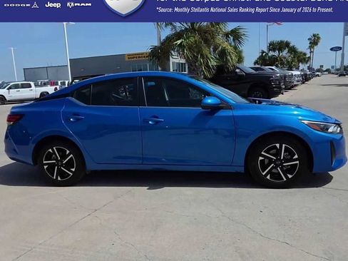 Used 2024 Nissan Sentra SV FWD image 9