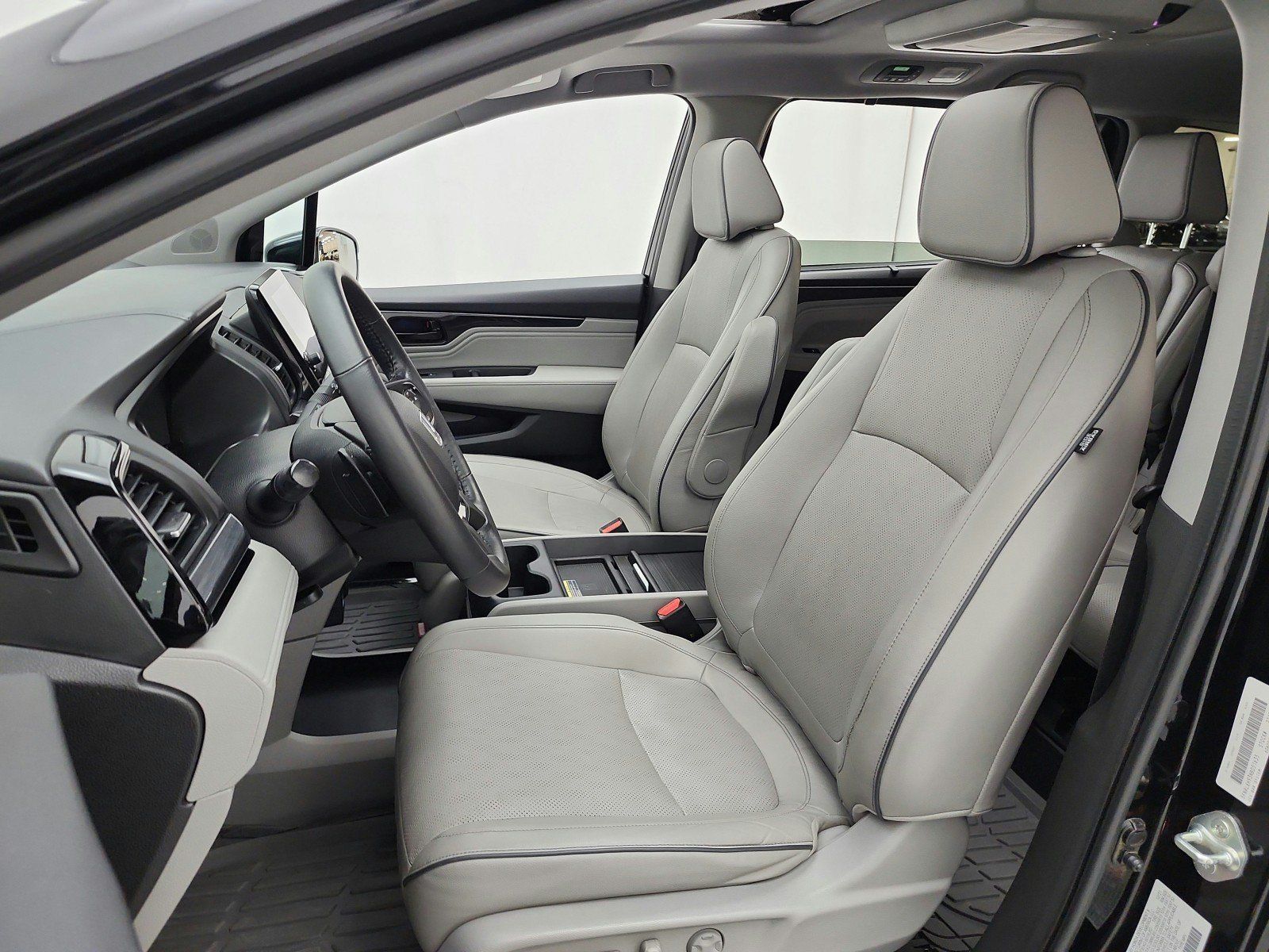 Used 2022 Honda Odyssey Elite image 15