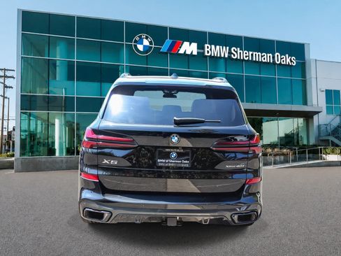 Used 2024 BMW X5 xDrive40i w/ M Sport Package AWD/4WD image 5