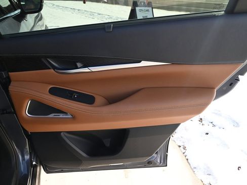 Used 2025 INFINITI QX60 Sensory image 42