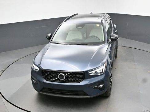 New 2026 Volvo XC40 B5 Plus w/ Climate Package AWD/4WD image 47