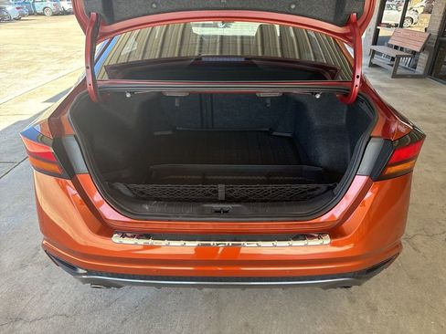 Used 2022 Nissan Altima 2.0 SR image 21