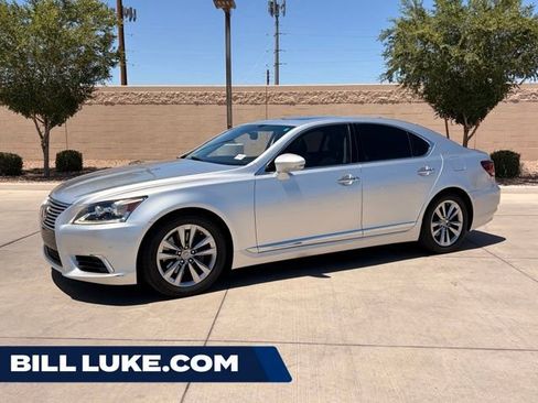 Used 2015 Lexus LS 460 w/ Comfort Package RWD image 1
