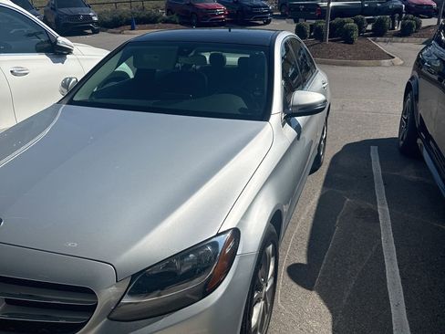 Used 2016 Mercedes-Benz C 300 4MATIC Sedan image 3