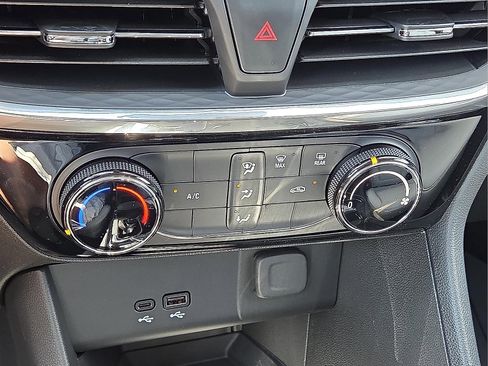 New 2026 Buick Encore GX Sport Touring image 18