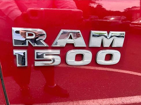 Used 2015 RAM 1500 Limited RWD image 31