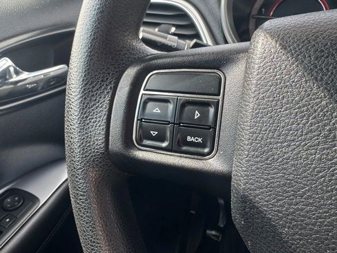 Used 2012 Dodge Journey SXT w/ Flexible Seating Group image 32