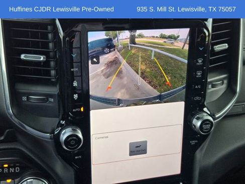 Used 2024 RAM 1500 Laramie AWD/4WD image 21