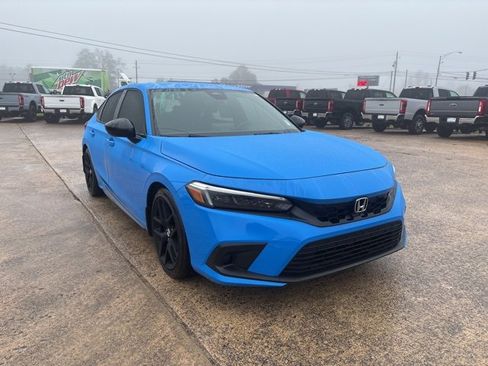 Used 2022 Honda Civic Sport image 2