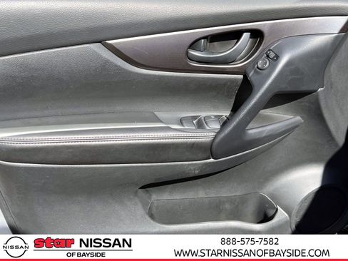 Used 2021 Nissan Rogue Sport S AWD/4WD image 14