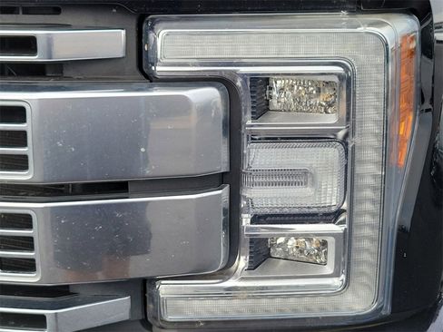 Used 2019 Ford F250 Platinum w/ Platinum Ultimate Package image 10