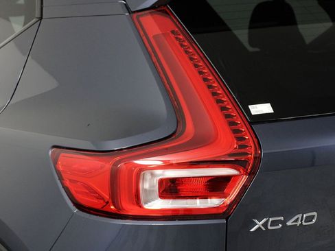 New 2026 Volvo XC40 B5 Core image 15