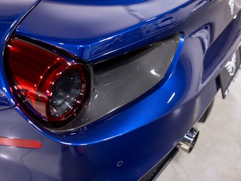 Used 2019 Ferrari 488 Spider image 17