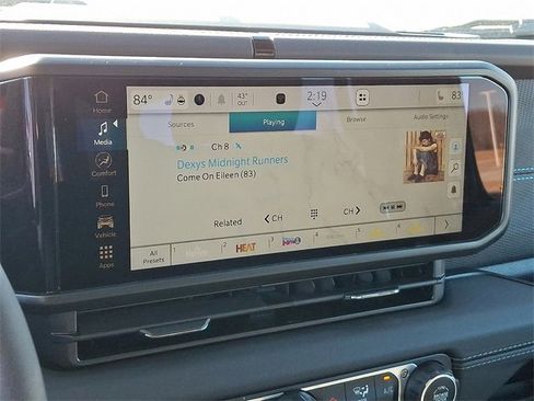 Used 2025 Jeep Wrangler Unlimited Rubicon 4xe w/ Safety Group image 16