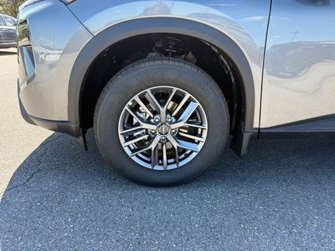 New 2026 Nissan Rogue S image 9