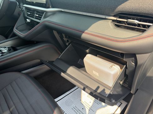 New 2026 Ford Explorer ST-Line AWD/4WD image 21