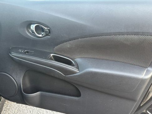 Used 2017 Nissan Versa Note SR image 27