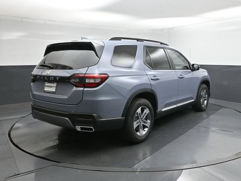 New 2026 Honda Pilot EX-L image 8