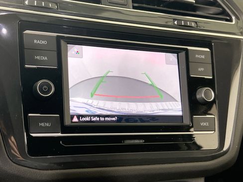 Used 2023 Volkswagen Tiguan S image 13