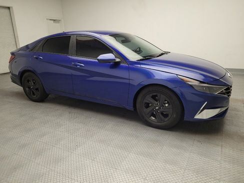 Used 2021 Hyundai Elantra SEL FWD image 11