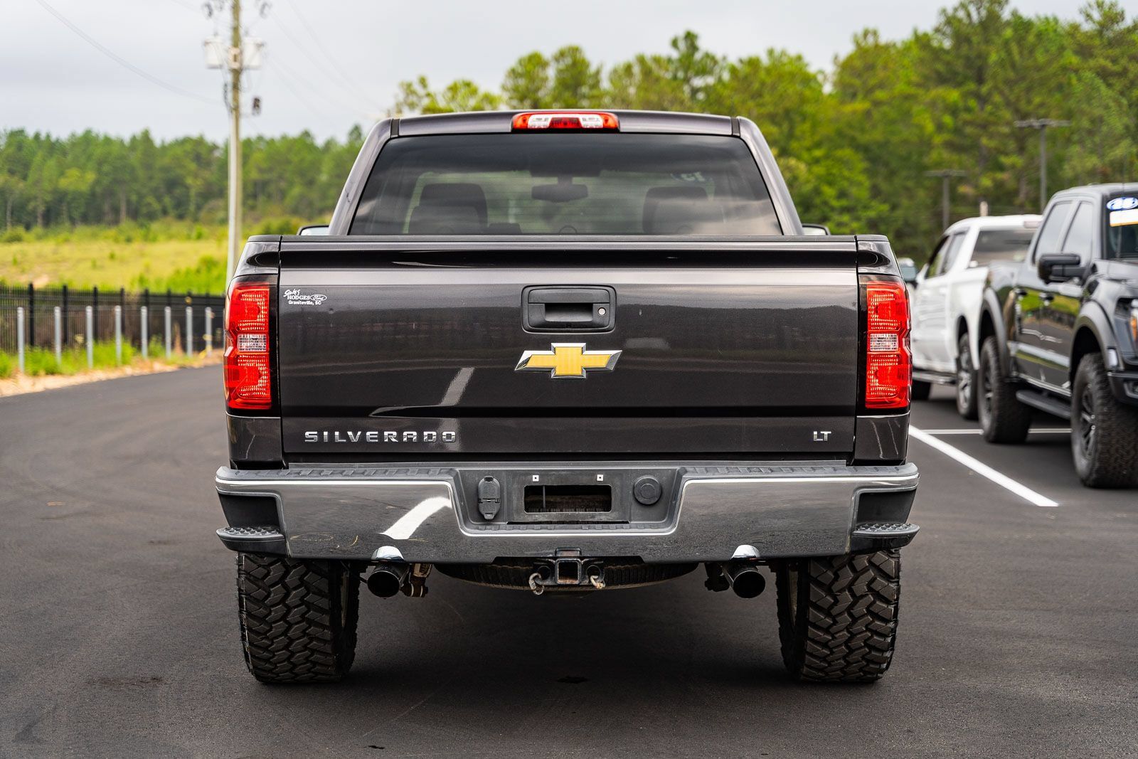 Used 2015 Chevrolet Silverado 1500 LT w/ LT Convenience Package AWD/4WD image 6