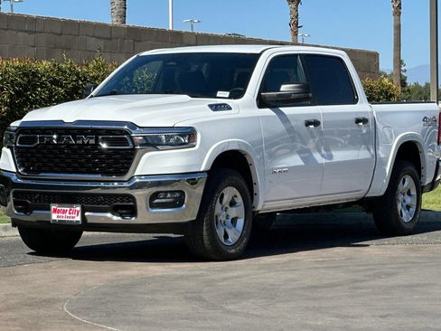 Used 2025 RAM 1500 Big Horn AWD/4WD image 8
